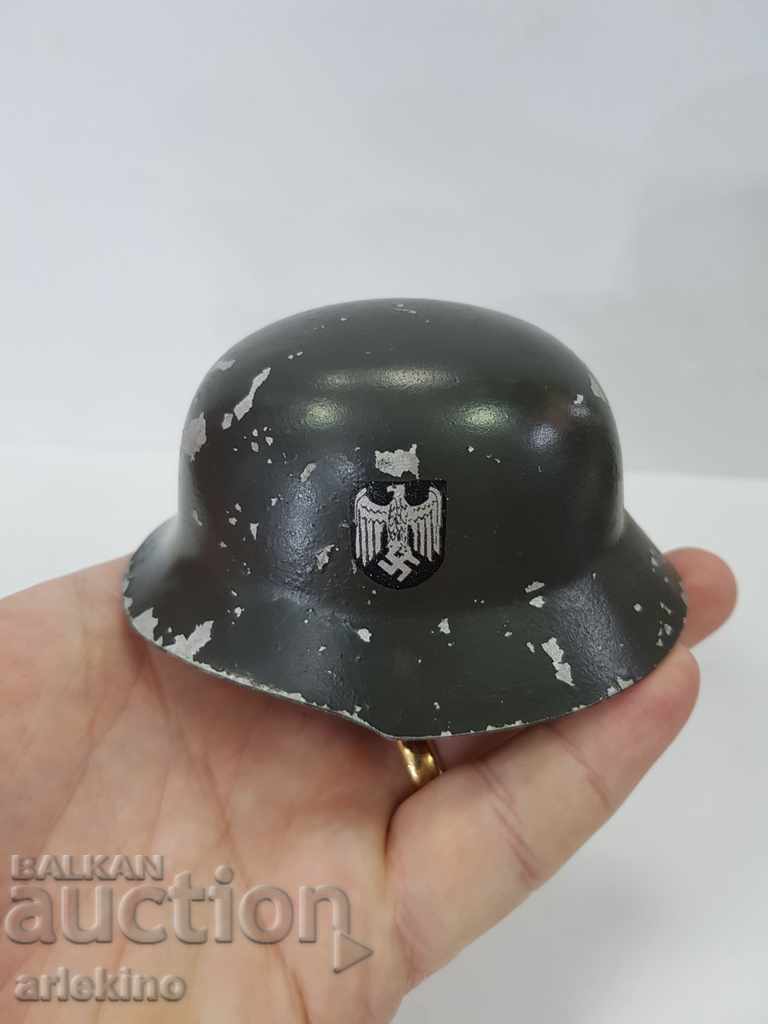 Miniatură germană de colecție a căștii Wehrmacht din al doilea război mondial - 7 Miniatură germană de colecție a căștii Wehrmacht din al doilea război mondial - 7