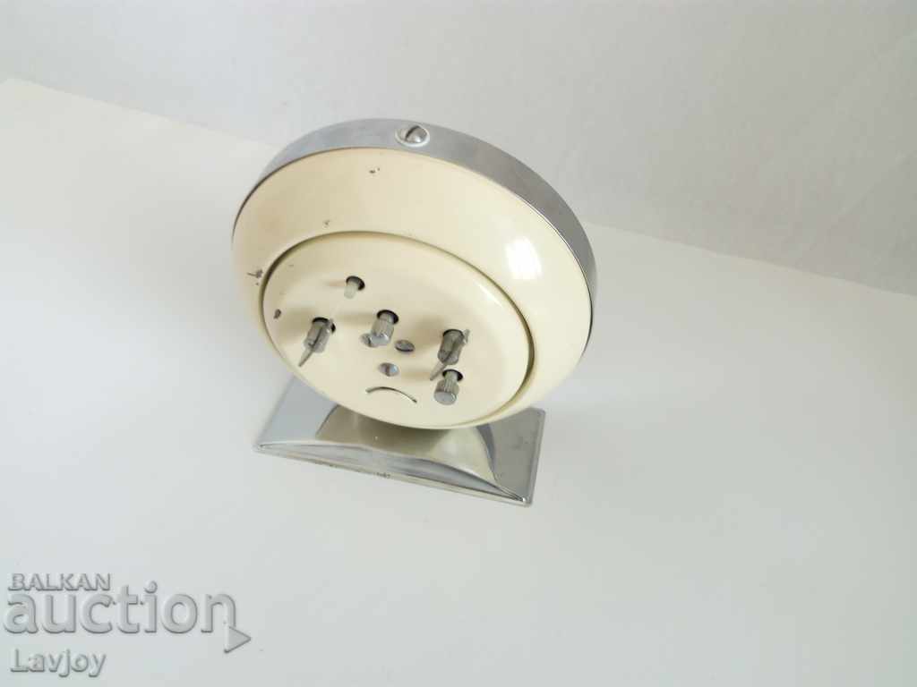 Delivery of CHINESE ANIMATED CLOCK ALARM Panda Bears Delivery of CHINESE ANIMATED CLOCK ALARM Panda Bears