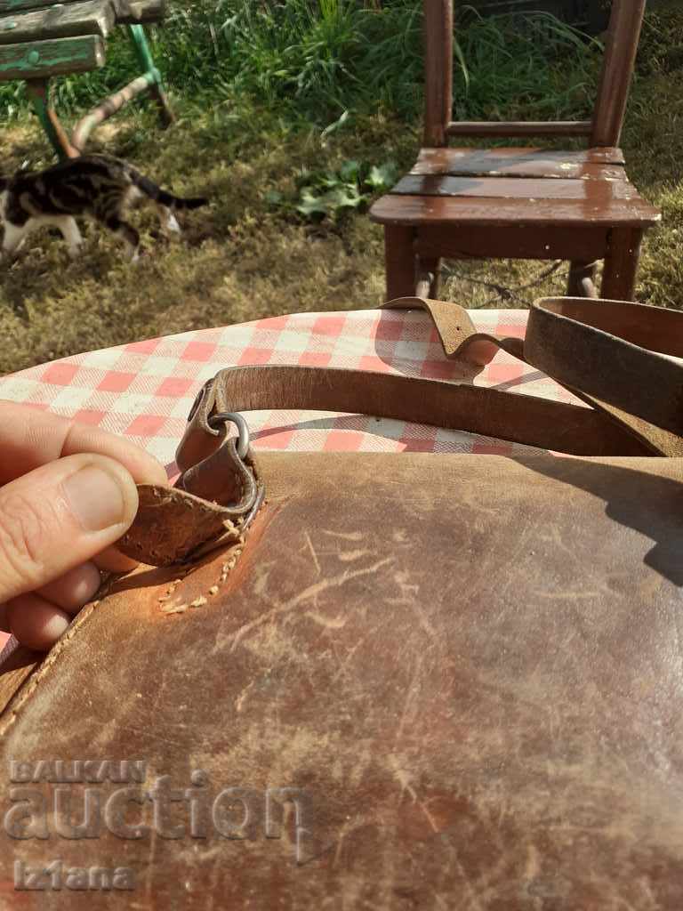 Delivery of Commander's Bag Delivery of Commander's Bag