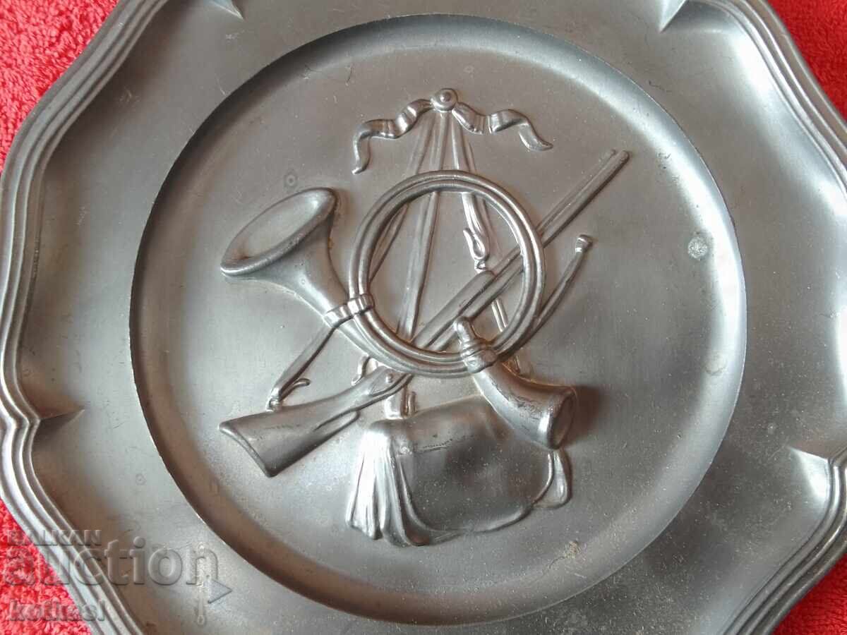 Old Metal Wall Plate Hunting Rifle Marked Rare Hunter with price 25.50 BGN | € 13.04 Old Metal Wall Plate Hunting Rifle Marked Rare Hunter with price 25.50 BGN | € 13.04