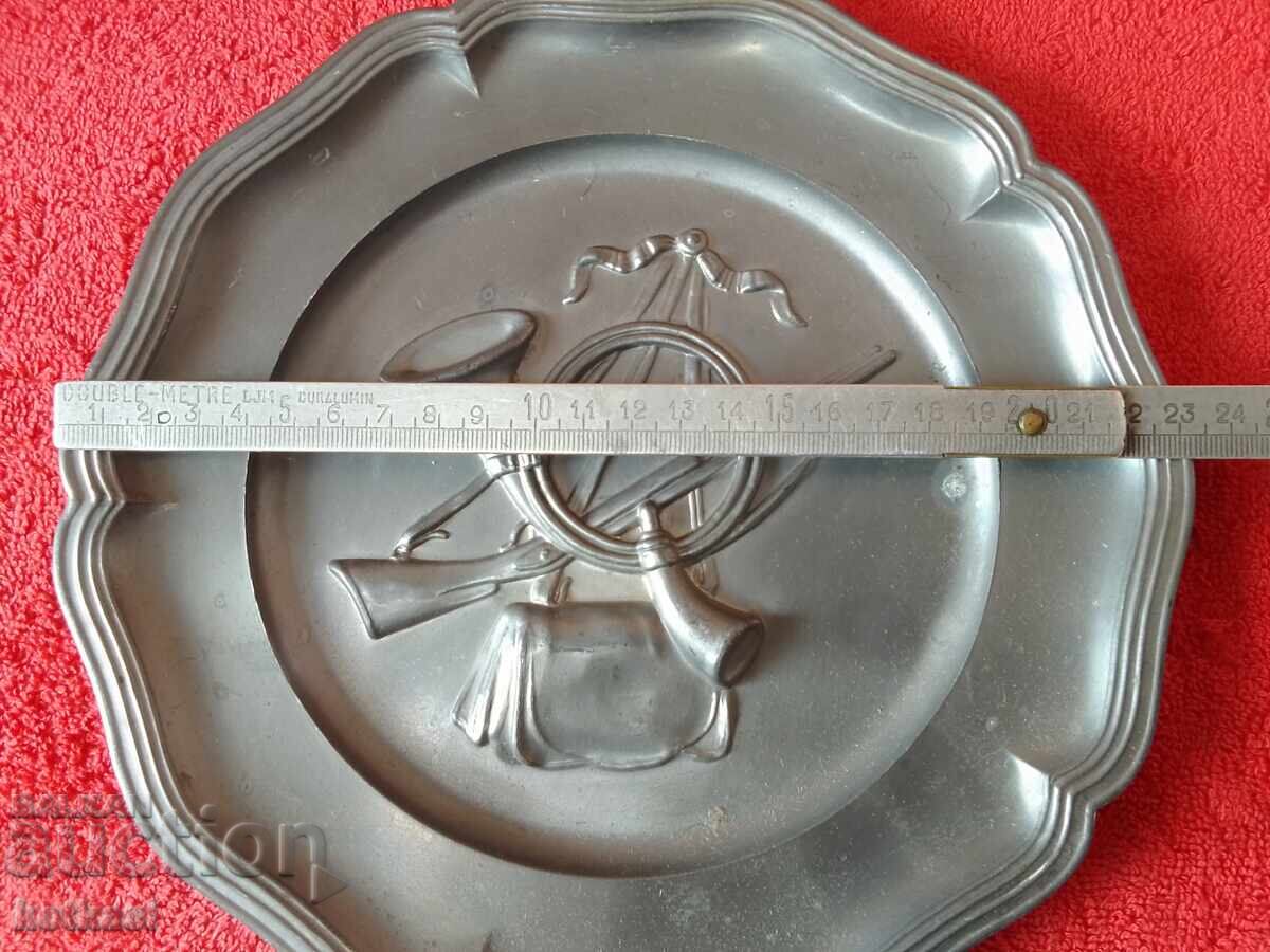 Auction Old Metal Wall Plate Hunting Rifle Marked Rare Hunter Auction Old Metal Wall Plate Hunting Rifle Marked Rare Hunter