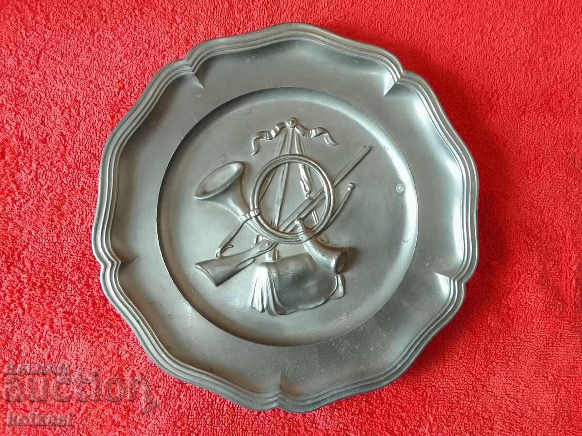 Old Metal Wall Plate Hunting Rifle Marked Rare Hunter Old Metal Wall Plate Hunting Rifle Marked Rare Hunter