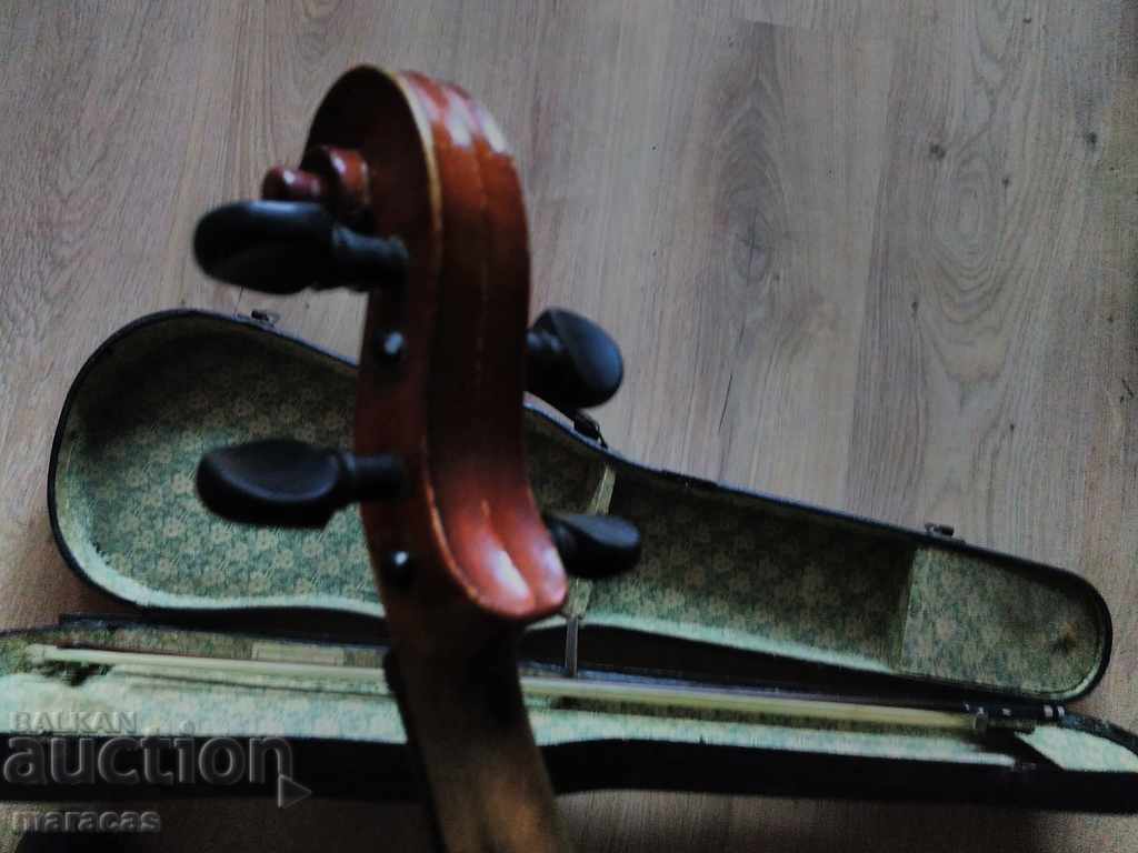 Auction Old Steiner violin Auction Old Steiner violin