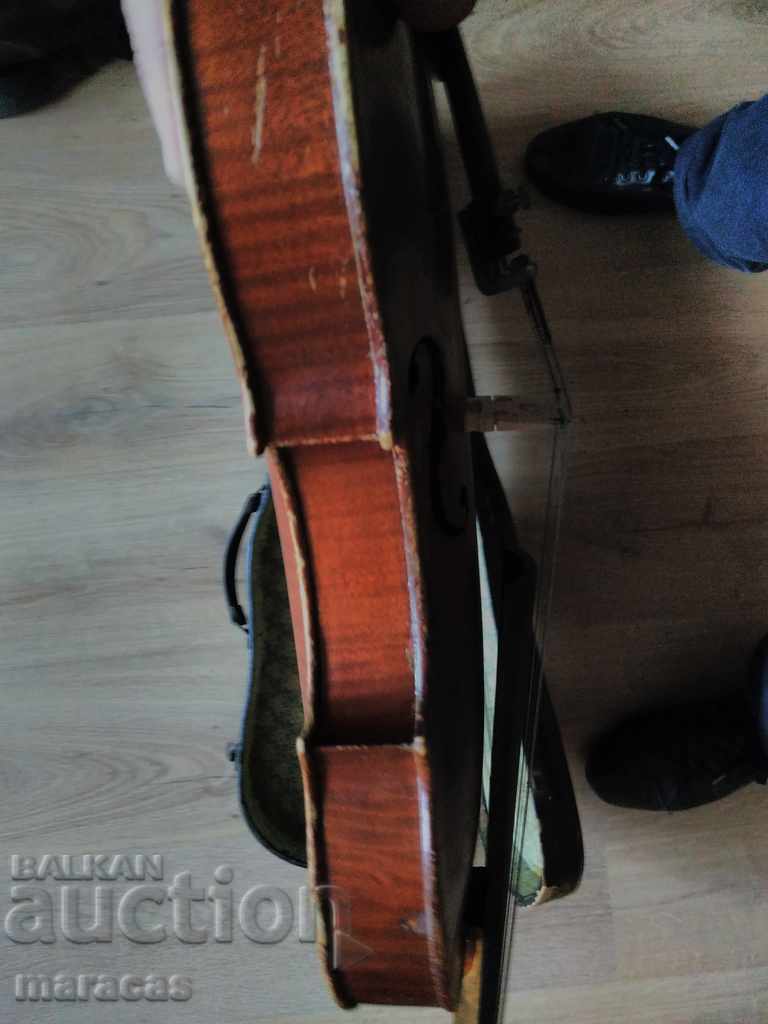 Delivery of Old Steiner violin Delivery of Old Steiner violin