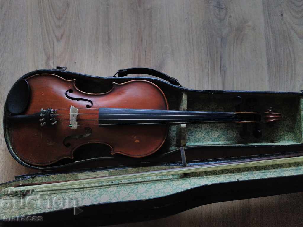 Vechea vioară Steiner