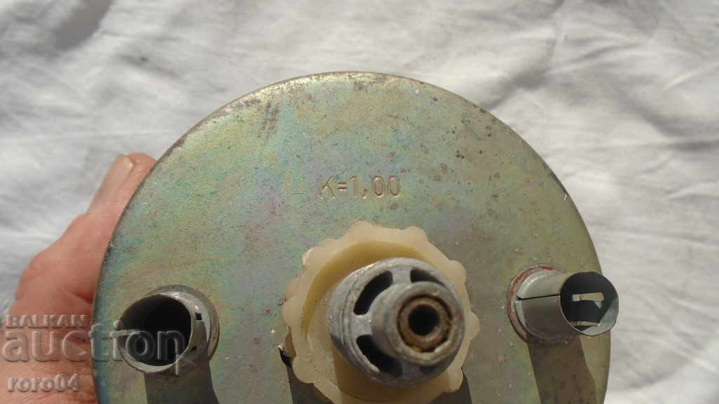 KILOMETER FROM TRABANT TO ZERO KM. - 6 KILOMETER FROM TRABANT TO ZERO KM. - 6