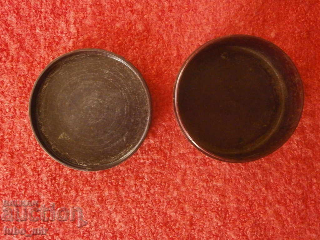 OLD BAKELITE SHOE CREAM BOX - 5 OLD BAKELITE SHOE CREAM BOX - 5