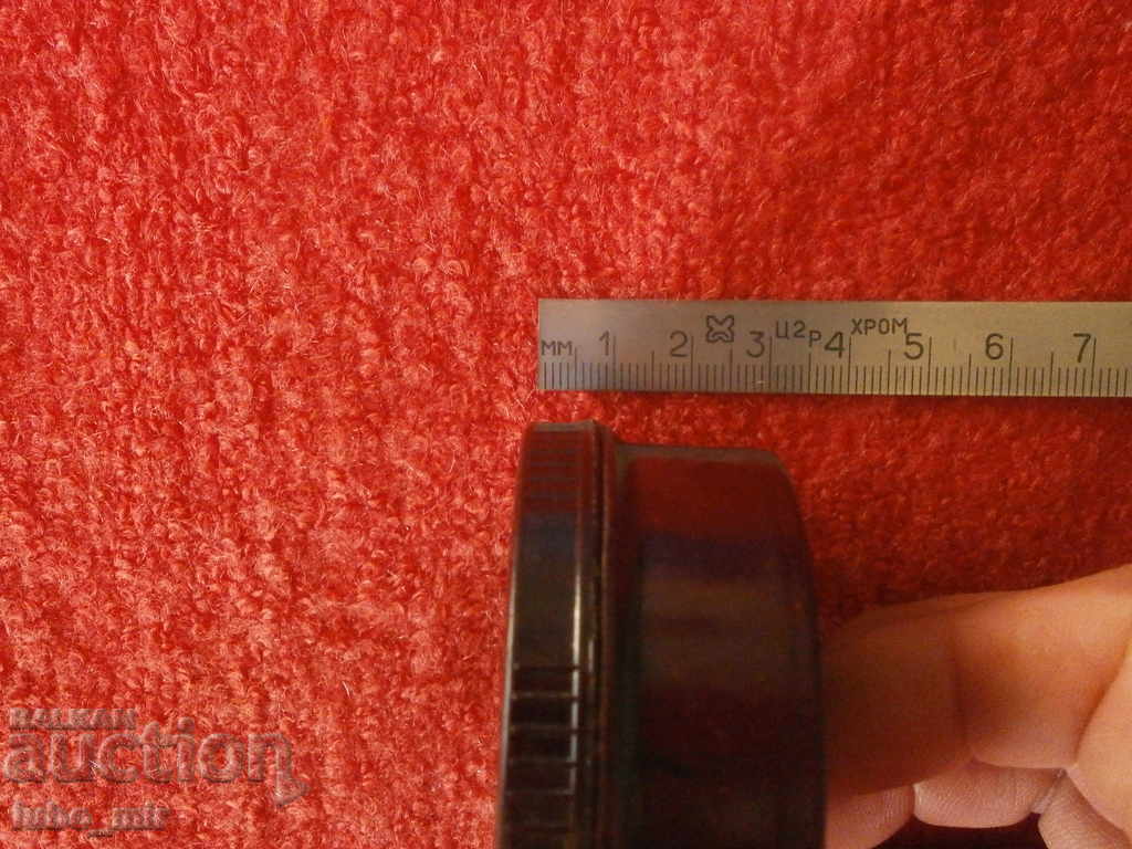 OLD BAKELITE SHOE CREAM BOX - 6 OLD BAKELITE SHOE CREAM BOX - 6