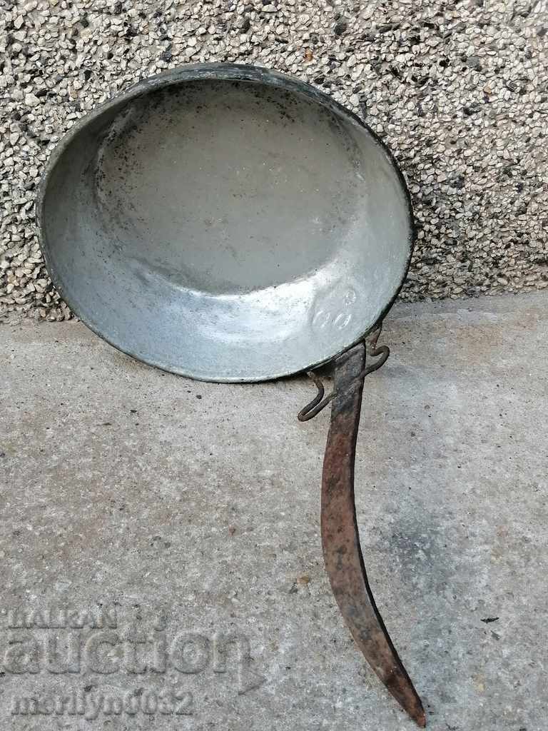 Παράδοση Παλιά κατσαρόλα χαλκού, χαλκού, δίσκος, δοχείο χαλκού Παράδοση Παλιά κατσαρόλα χαλκού, χαλκού, δίσκος, δοχείο χαλκού