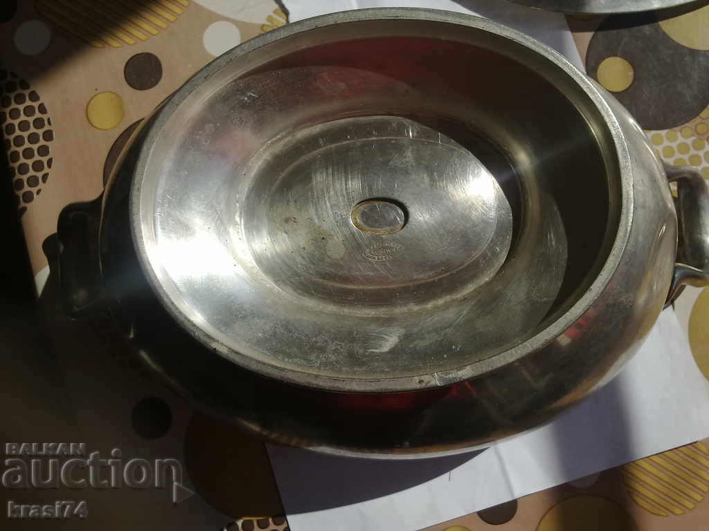 Auction Silver-plated tureen Auction Silver-plated tureen