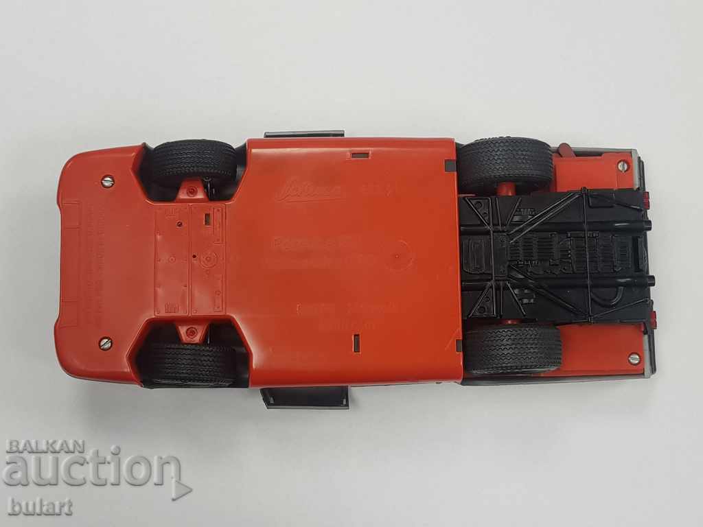 Auction SCHUCO PORSCHE 917 RACING CAR 1970 SHELL Auction SCHUCO PORSCHE 917 RACING CAR 1970 SHELL