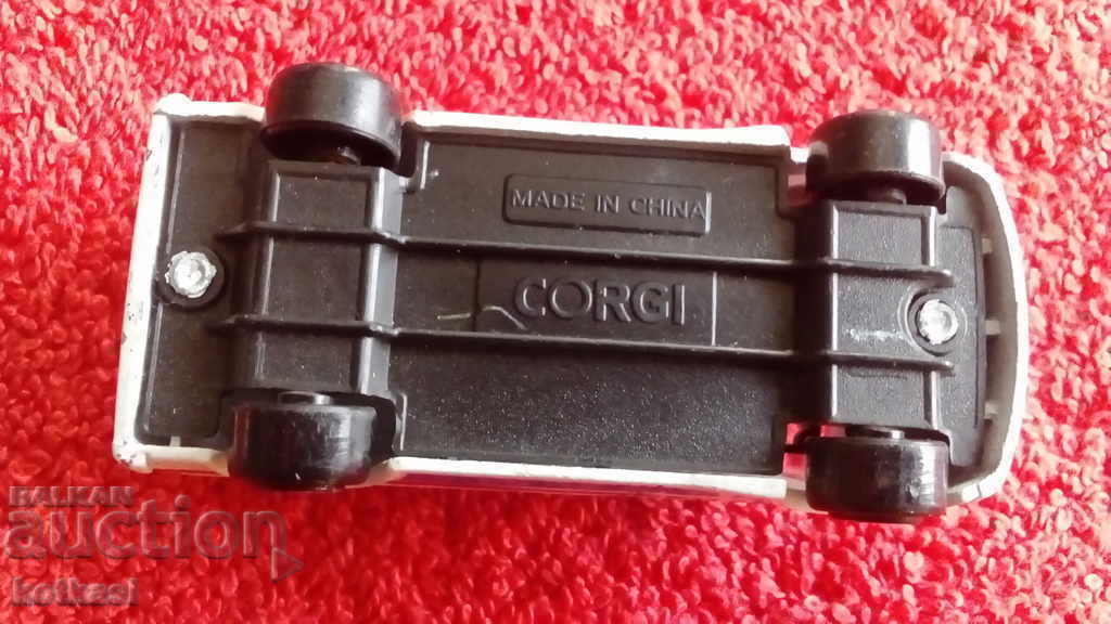 Old solid metal Bus Porsche Corgi - 6 Old solid metal Bus Porsche Corgi - 6