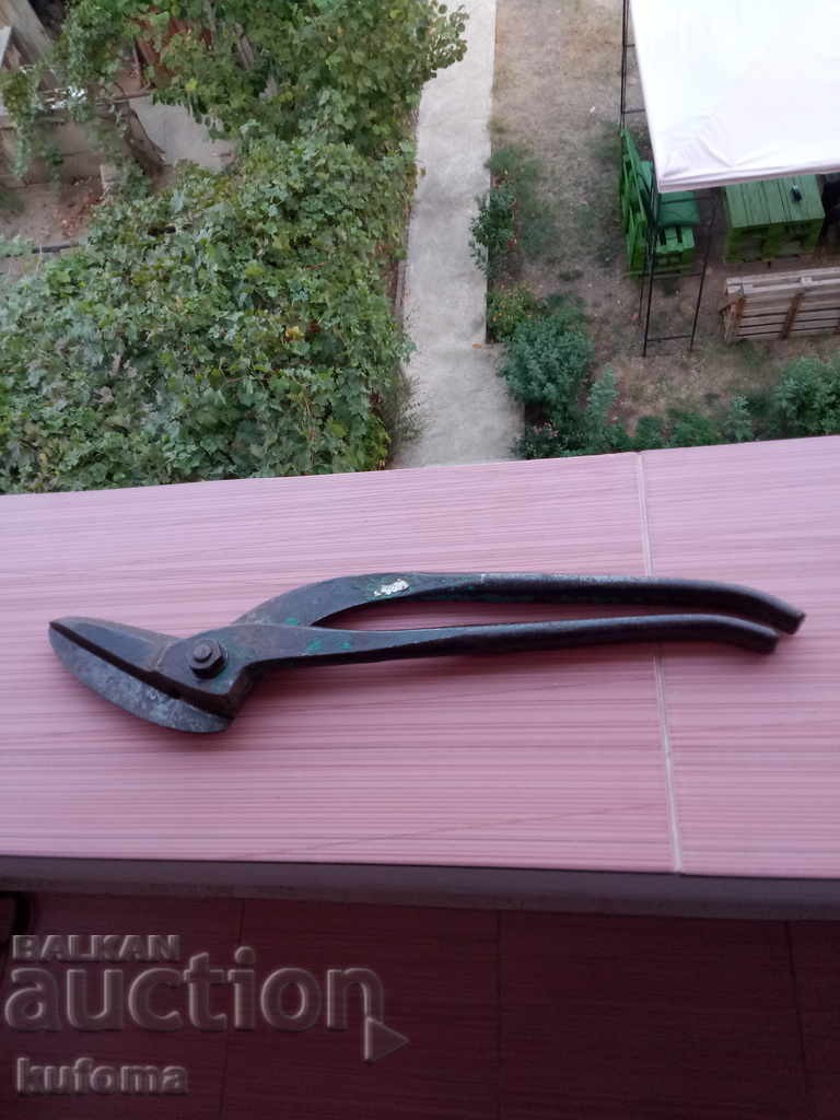 Old German sheet metal scissors