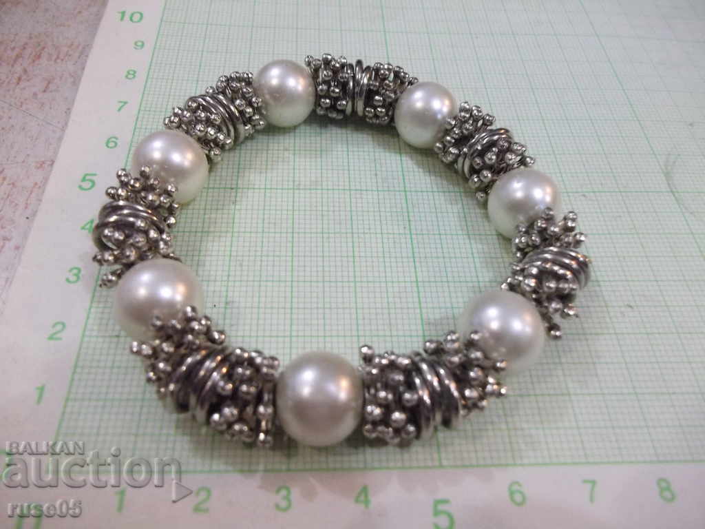 Auction Stretch bracelet for hand - 8 Auction Stretch bracelet for hand - 8