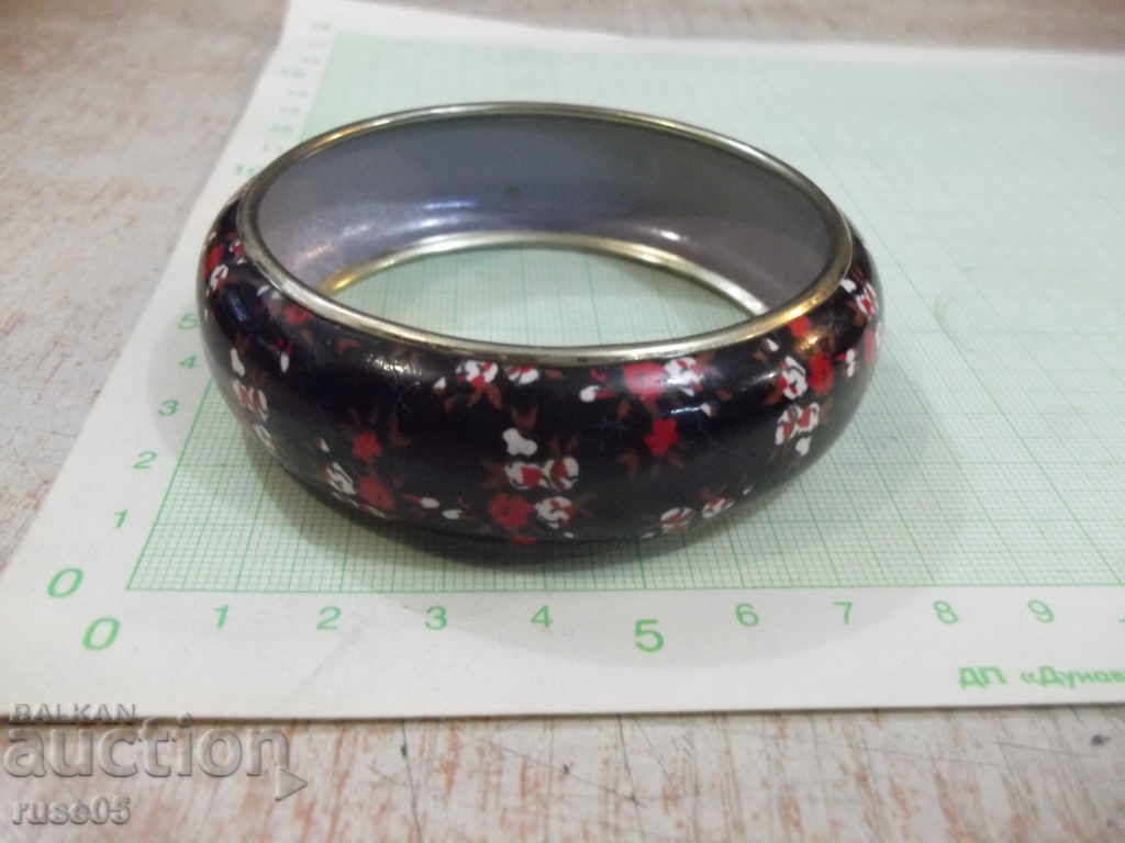 Delivery of Bracelet for hand - 1