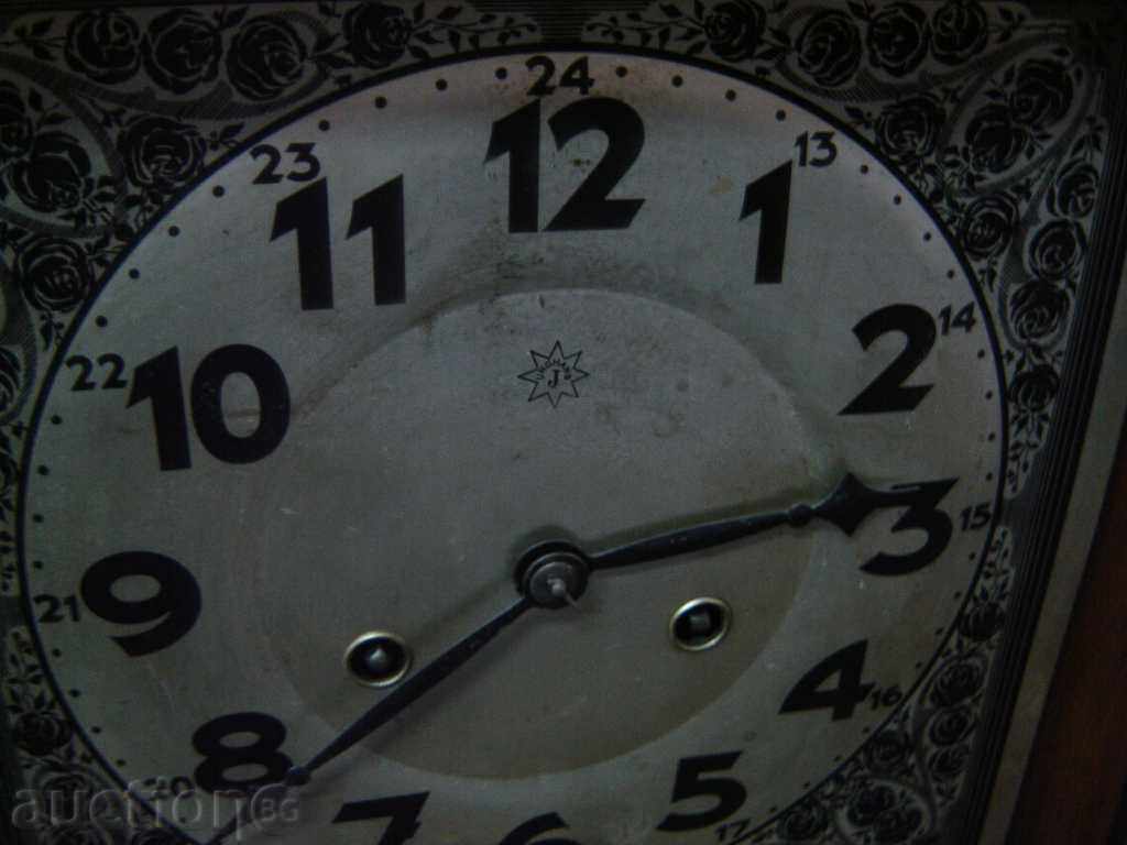 Auction STAR WALL JUNGHANS CLOCK Auction STAR WALL JUNGHANS CLOCK