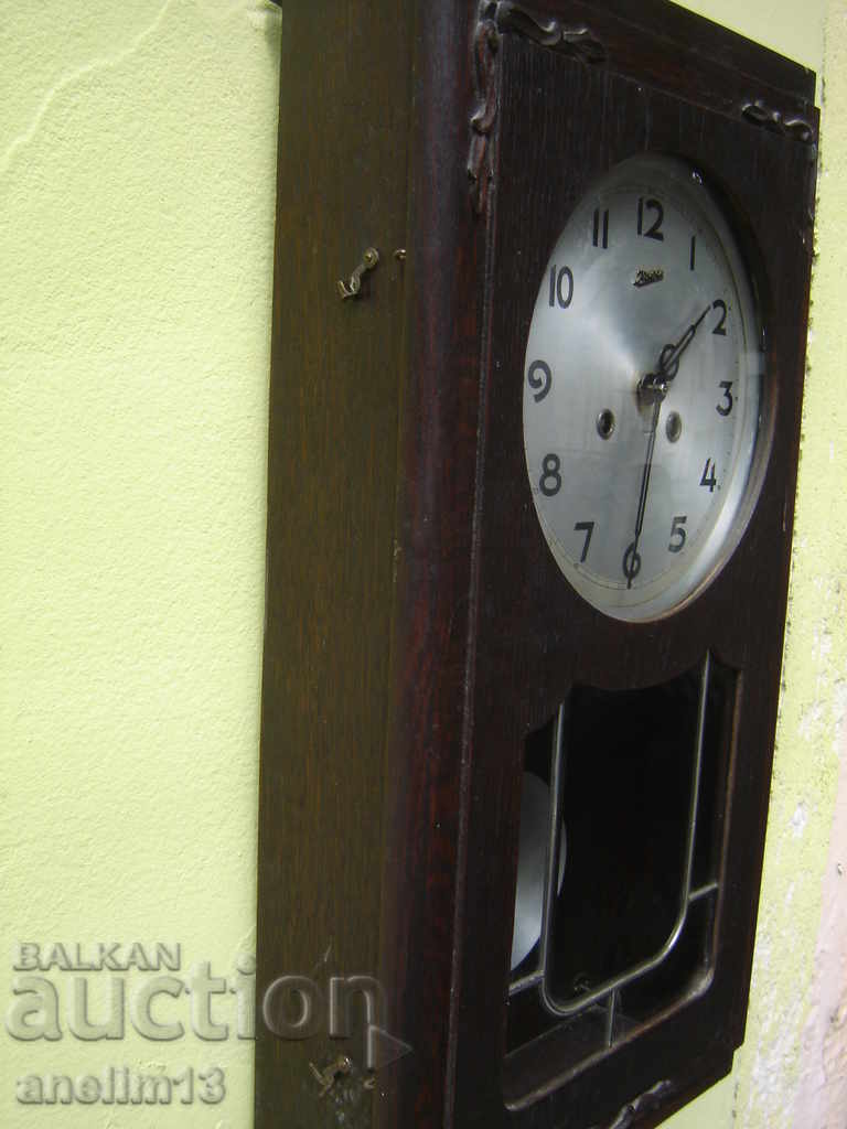 Delivery of STAIR WAIST KAISER CLOCK Delivery of STAIR WAIST KAISER CLOCK