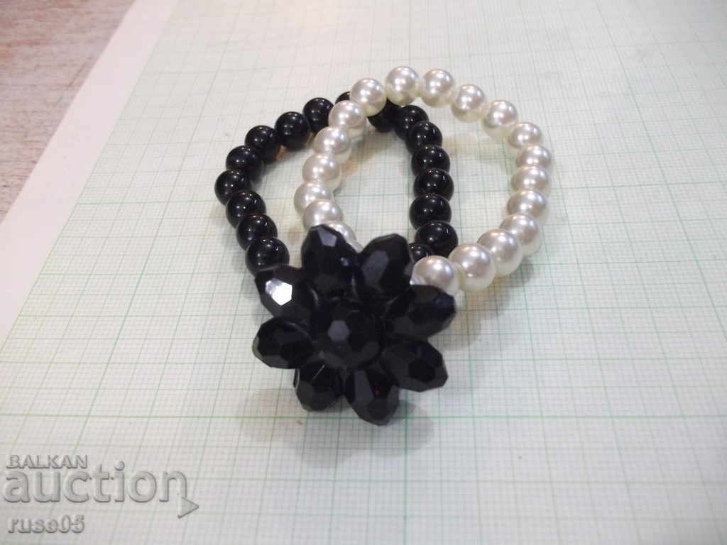 Auction Stretch bracelet for arm - 16 Auction Stretch bracelet for arm - 16