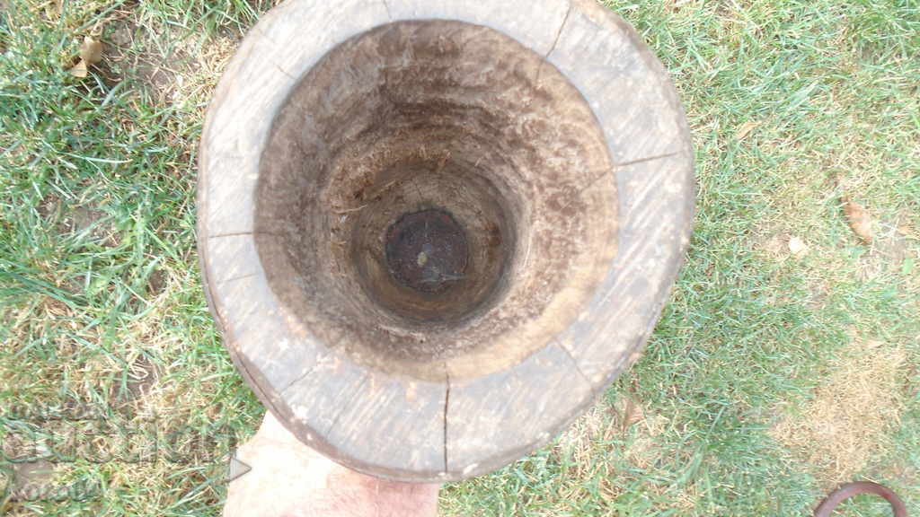 PICIOS / PICIU CU MÂNER - EXCELENT - 7 PICIOS / PICIU CU MÂNER - EXCELENT - 7