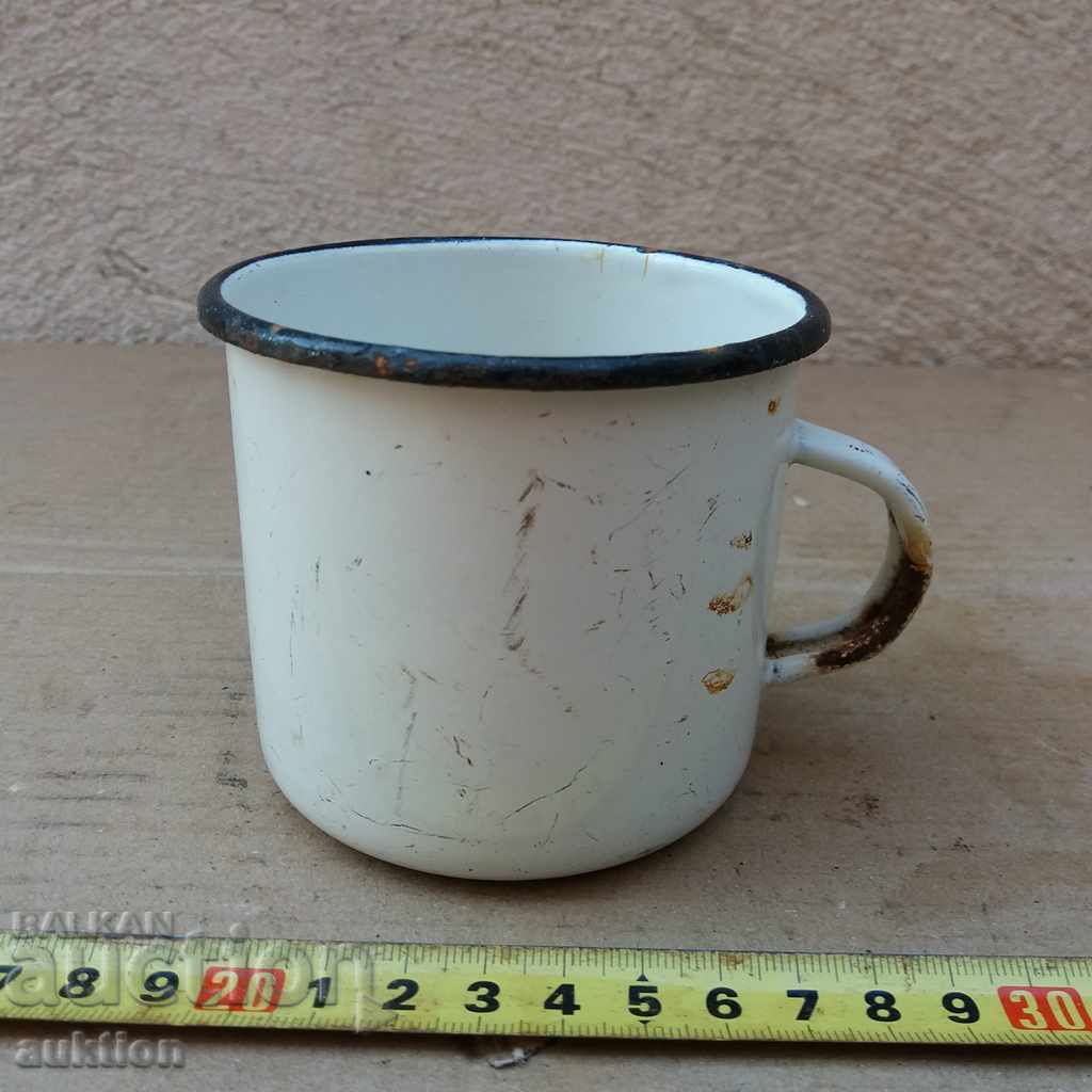 OLD RUSSIAN ENAMELED CUP, POTTER - MARKING OF THE USSR with price 2.99 BGN | € 1.53 OLD RUSSIAN ENAMELED CUP, POTTER - MARKING OF THE USSR with price 2.99 BGN | € 1.53