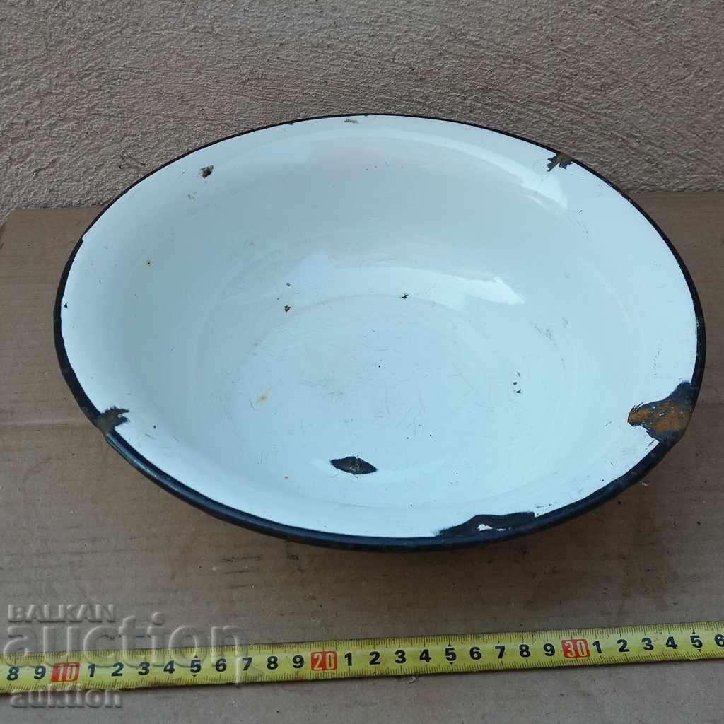 Auction OLD CHILDREN'S, SMALL BOWL ENAMELED EARLY SOC. Auction OLD CHILDREN'S, SMALL BOWL ENAMELED EARLY SOC.