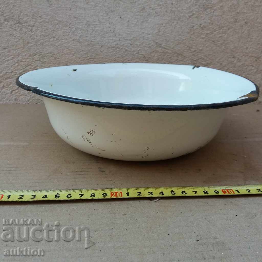 Delivery of OLD CHILDREN'S, SMALL BOWL ENAMELED EARLY SOC. Delivery of OLD CHILDREN'S, SMALL BOWL ENAMELED EARLY SOC.