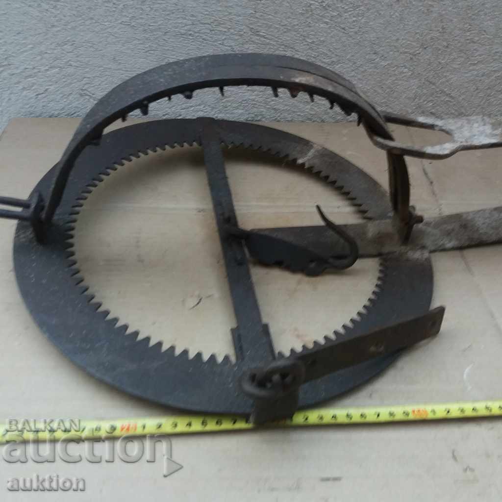 REÎNVIRIREA MARE CAPTĂ FORJATĂ - PENTRU VULPE, LUPI, PERSONAL cu preț 69.88 BGN | € 35.73 REÎNVIRIREA MARE CAPTĂ FORJATĂ - PENTRU VULPE, LUPI, PERSONAL cu preț 69.88 BGN | € 35.73