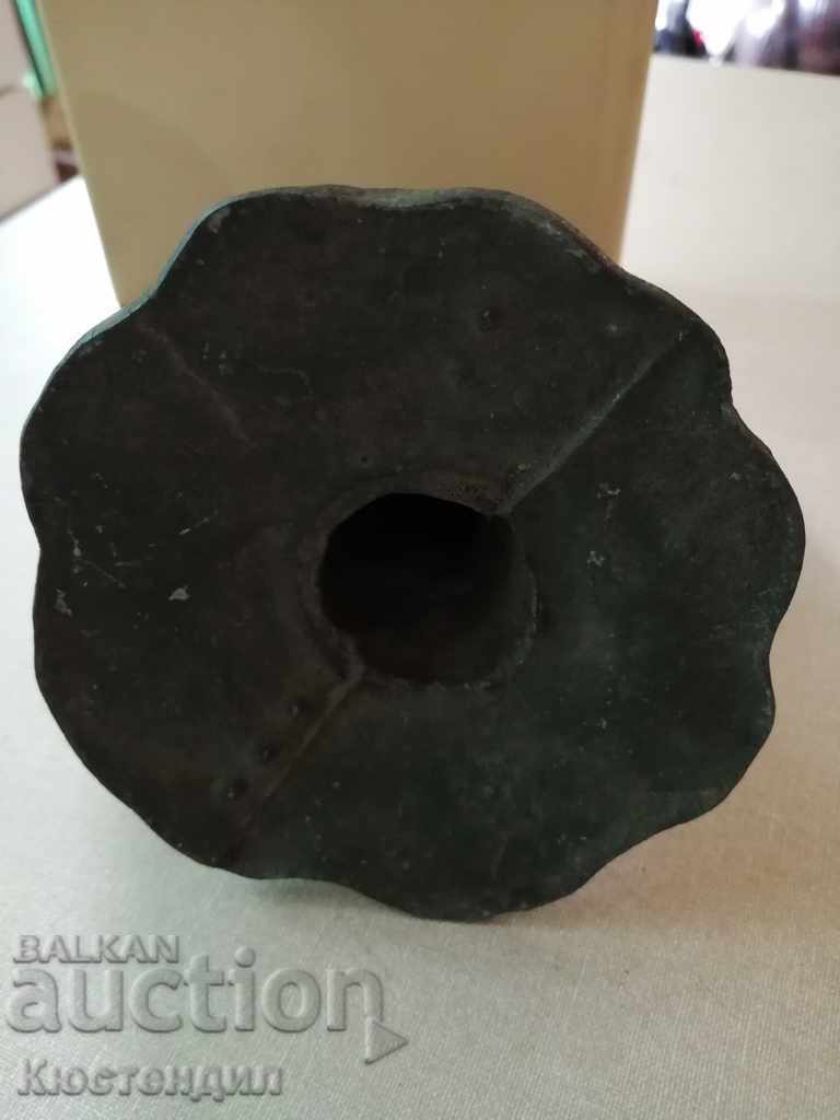 OLD STATUETTE - 7 OLD STATUETTE - 7