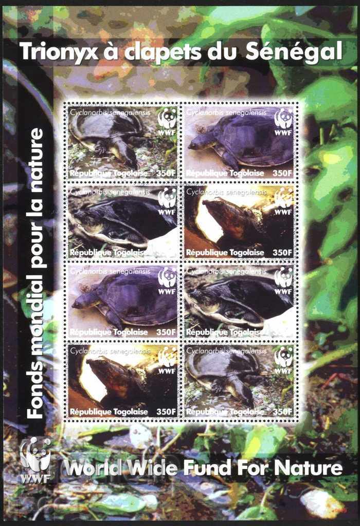 Καθαρά σημάδια σε ένα μικρό φύλλο WWF Fauna Turtles 2006 από το Τόγκο