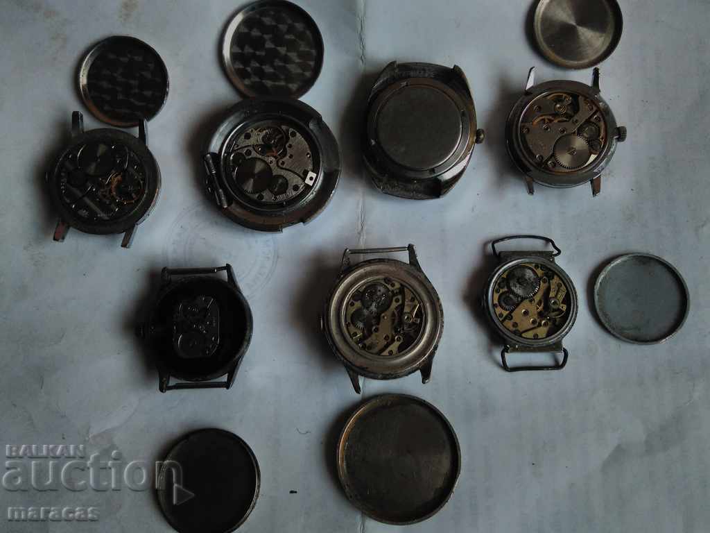 Clocks with price 30.00 BGN | € 15.34