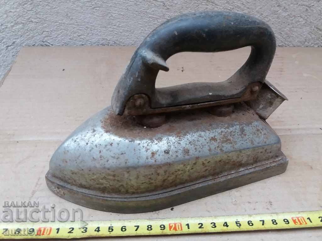 Auction OLD IRON Auction OLD IRON