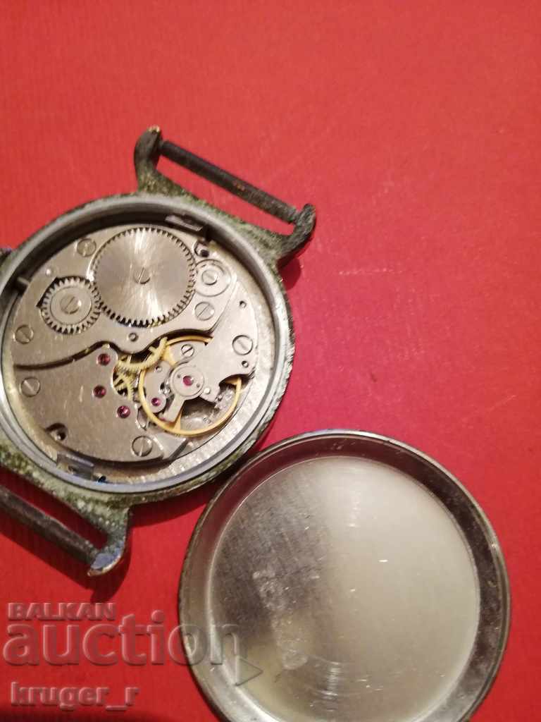 Delivery of VICTORY clock. Delivery of VICTORY clock.