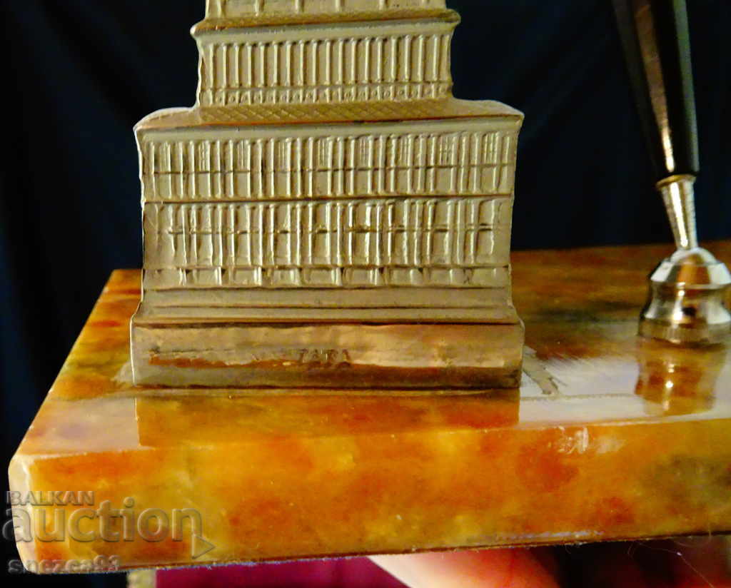 Delivery of Pen holder, pen with natural agate 850 gr Delivery of Pen holder, pen with natural agate 850 gr