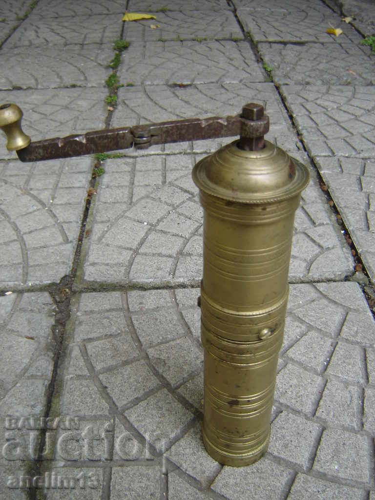 Delivery of LARGE OLD BRONZE MILL