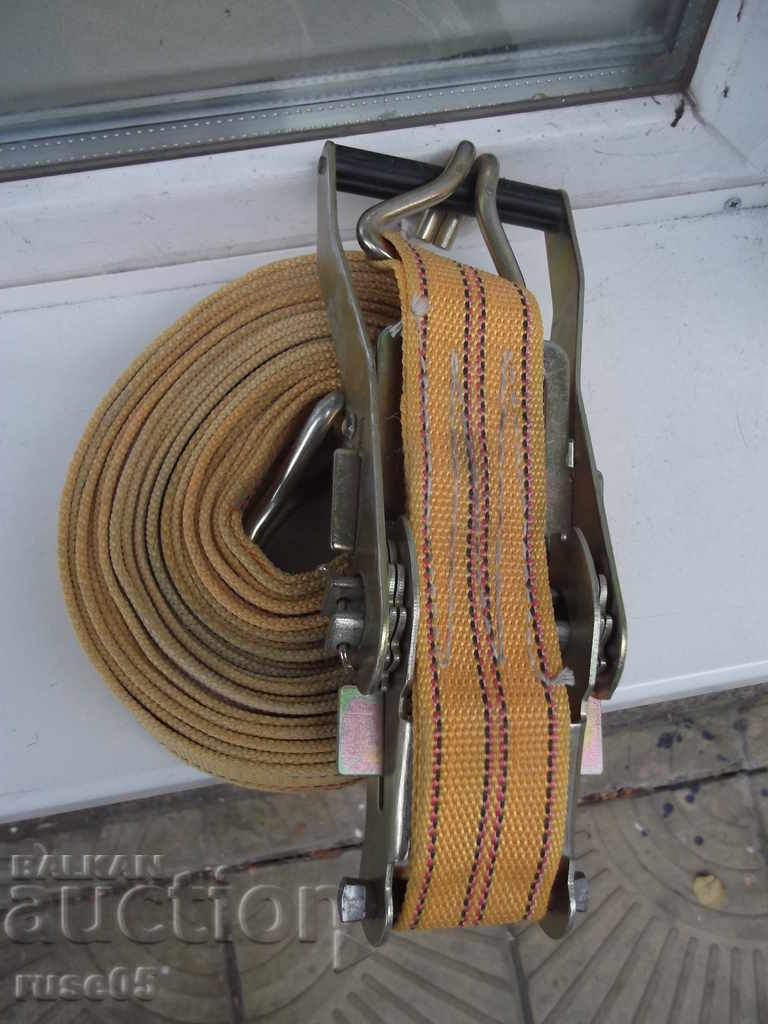 Reinforcing belt with ratchet