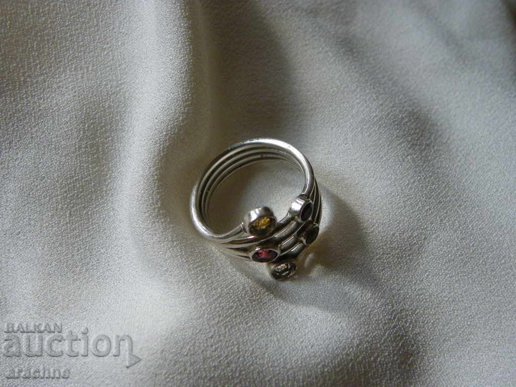 Delivery of Old silver ring with topaz, garnet, citrine, amethyst, peridot Delivery of Old silver ring with topaz, garnet, citrine, amethyst, peridot