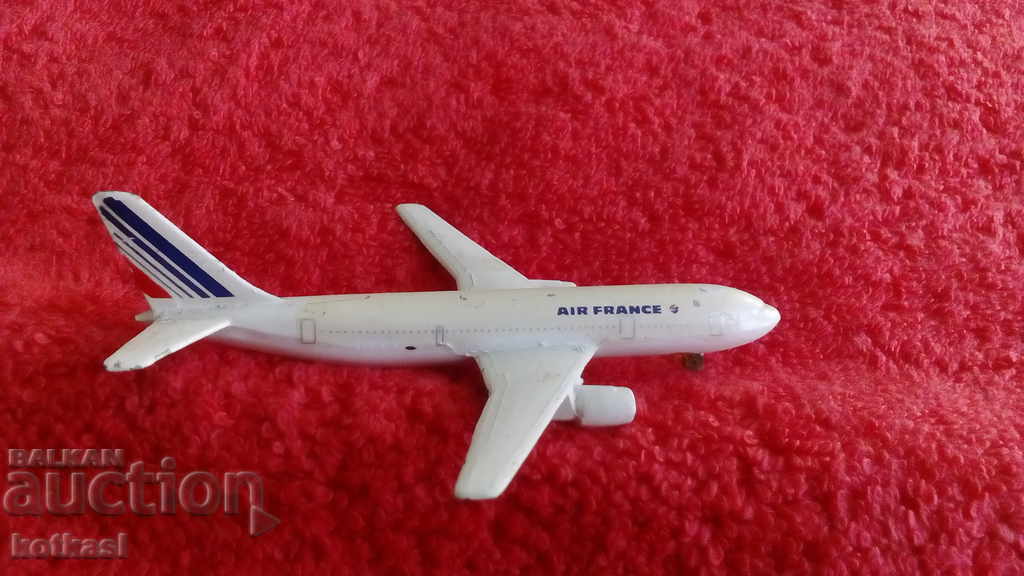 Delivery of Small solid metal plane Germany marked SCHABAK Delivery of Small solid metal plane Germany marked SCHABAK