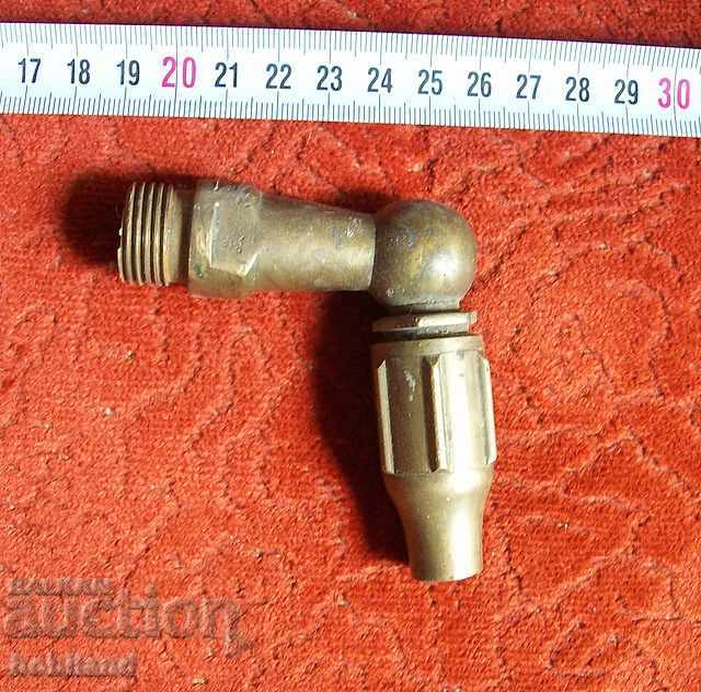 Brass crane - the beginning of the 20th century - with price 30.00 BGN | € 15.34 Brass crane - the beginning of the 20th century - with price 30.00 BGN | € 15.34