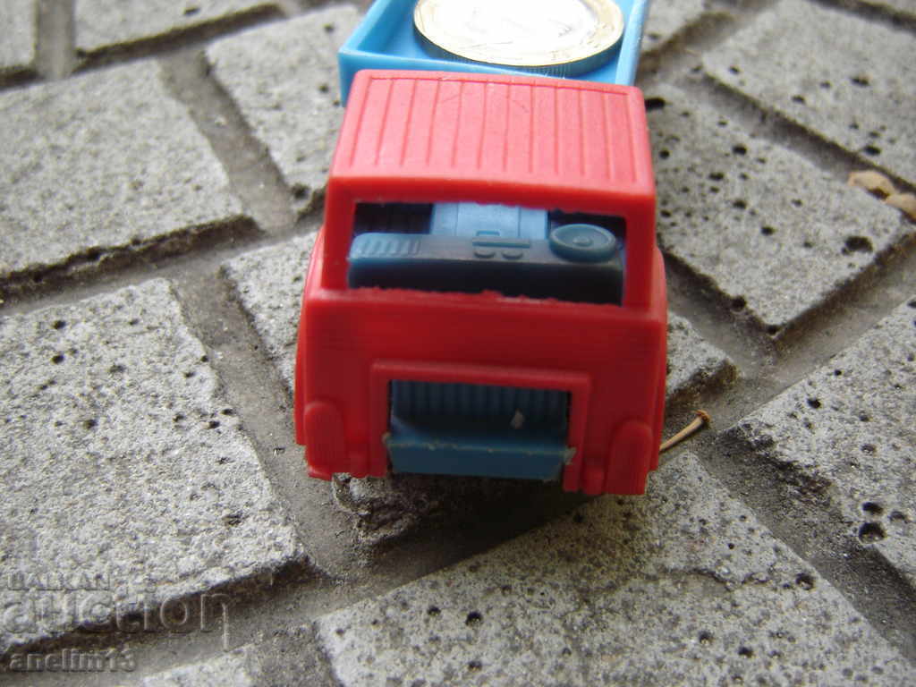 SOC TOY TRUCK with price 25.00 BGN | € 12.78 SOC TOY TRUCK with price 25.00 BGN | € 12.78