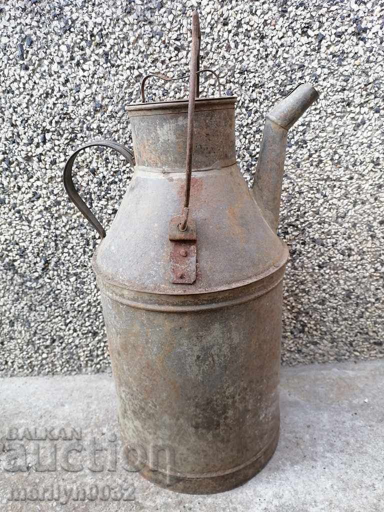 Old watering can BDZ, jug, gum, early twentieth century with price 73.00 BGN | € 37.32 Old watering can BDZ, jug, gum, early twentieth century with price 73.00 BGN | € 37.32