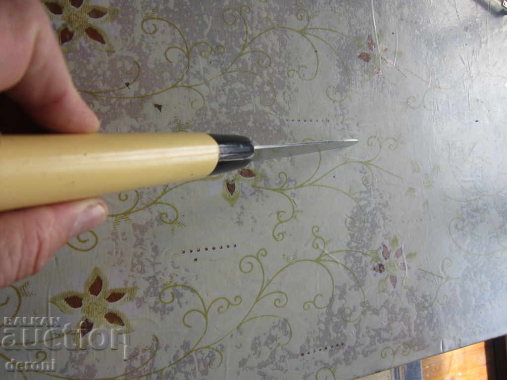 Japanese dagger knife marked 1 - 5 Japanese dagger knife marked 1 - 5