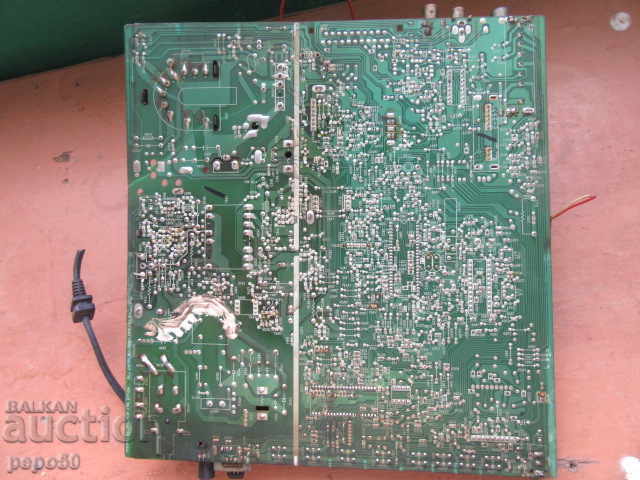 Auction  WORKING BOARD FROM 14 "FUNAY COLOR TV"