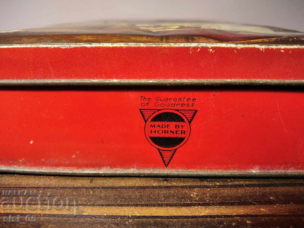 Delivery of Old English sheet metal, tin, metal box Delivery of Old English sheet metal, tin, metal box