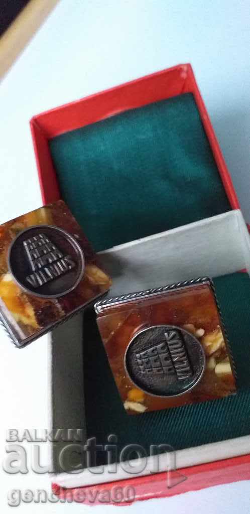 Delivery of Russian cufflinks with natural amber VILNUS