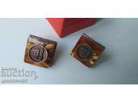 Boutonele rusești cu chihlimbar natural