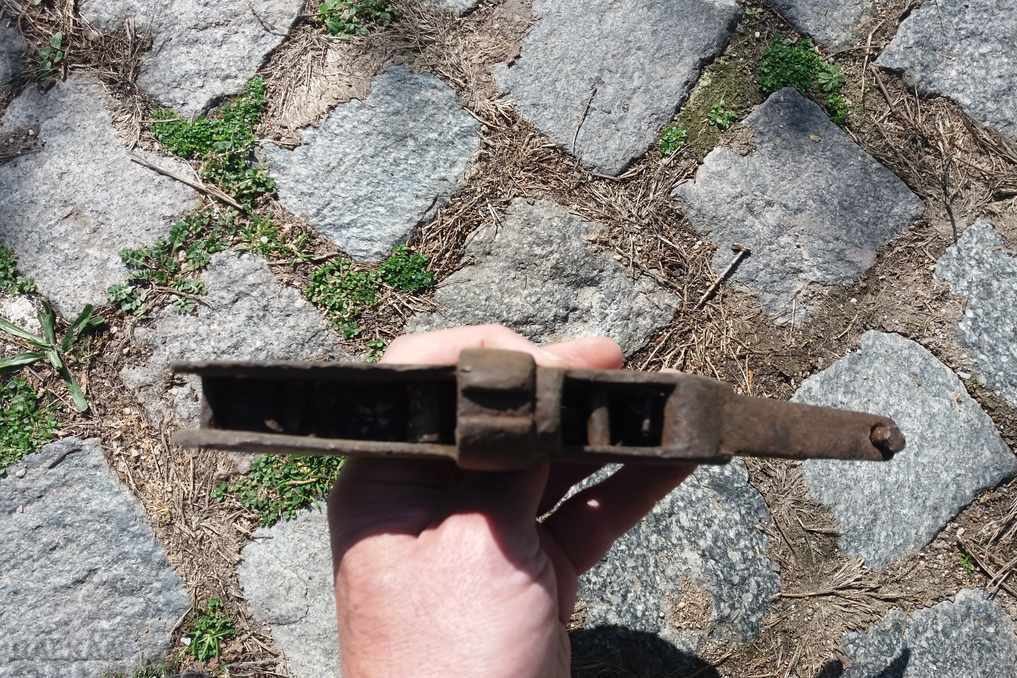 Аукцион -СТАРА ЦЕВНА КУТИЯ ГЛАВА ТЕК ПУШКА Аукцион -СТАРА ЦЕВНА КУТИЯ ГЛАВА ТЕК ПУШКА