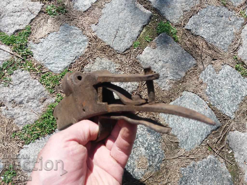 Доставка на -СТАРА ЦЕВНА КУТИЯ ГЛАВА ТЕК ПУШКА Доставка на -СТАРА ЦЕВНА КУТИЯ ГЛАВА ТЕК ПУШКА