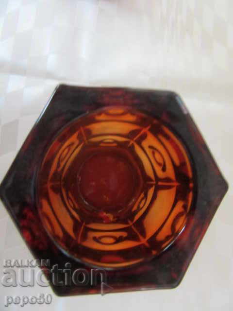 2 VAZE FRUMOASE CU PERETI GROS DE LA SOCA - 5 2 VAZE FRUMOASE CU PERETI GROS DE LA SOCA - 5