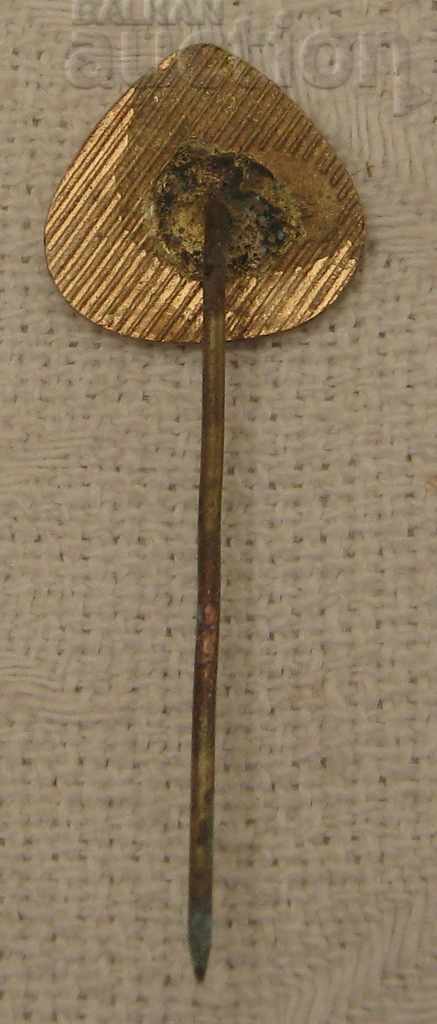 Auction  RED CROSS BLOOD DONOR BULGARIA BADGE ///