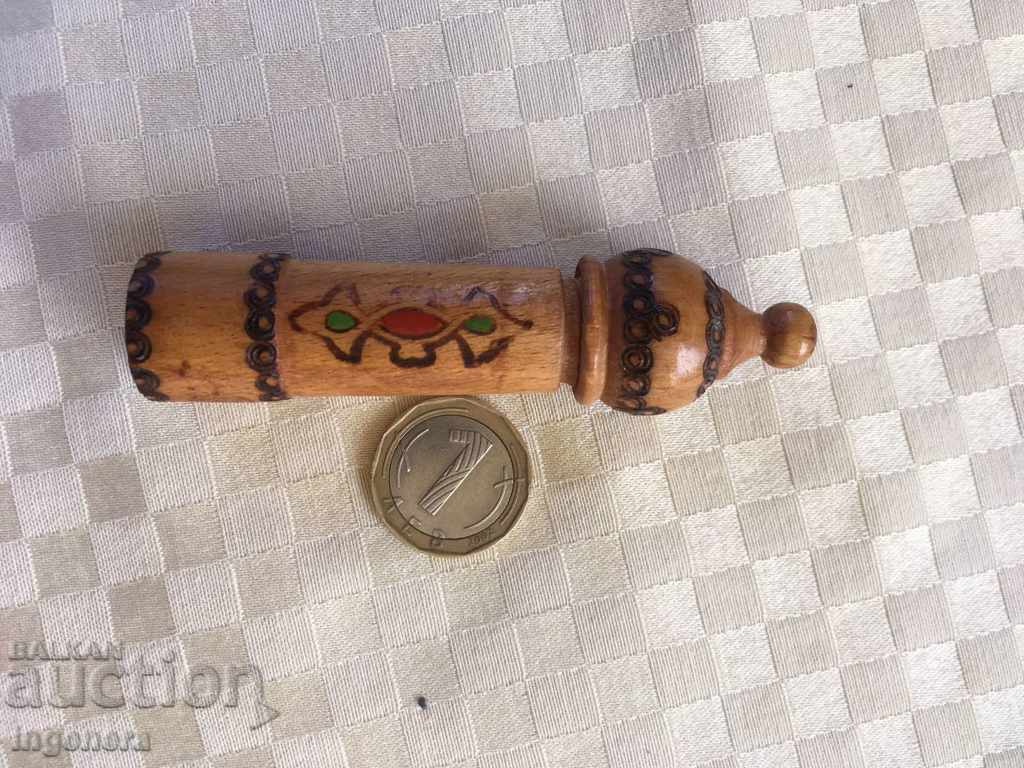 Auction SOUVENIR WOOD PAINTED BULGARIAN ROSE Auction SOUVENIR WOOD PAINTED BULGARIAN ROSE